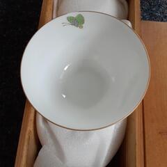 未使用　木箱入り　湯飲み　5個セットの画像