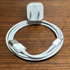 ★価格値下★中古Apple純正 ライトニングケーブル、充電器セット