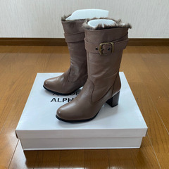 ALPHA CUBICブーツ22.5