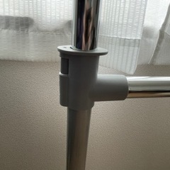 伸縮可能ハンガーラック