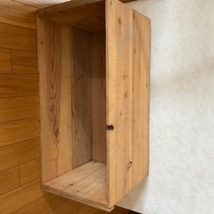 アメカジ風　木製の棚　レトロ