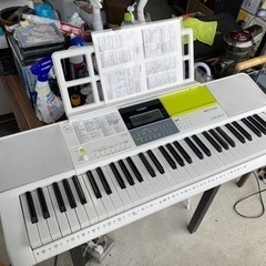 お薦め品‼️カシオ光ナビゲーションキーボード LK-511 2018年