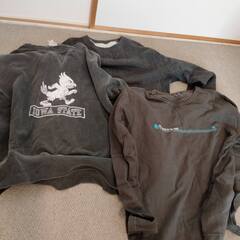 トレーナー2着、ロングＴシャツ1着