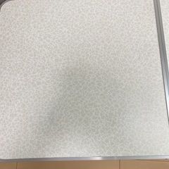 アウトドアテーブルの画像