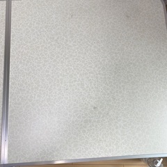 アウトドアテーブルの画像