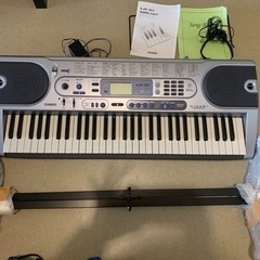 商談中CASIOキーボード付属品あり