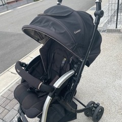 コンビベビーカー