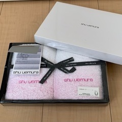 shu uemura 未使用　タオルチーフ　２枚セット　プレゼン...