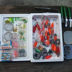 【値下げしました！】釣具　魚釣りの仕掛け、浮き、他セット