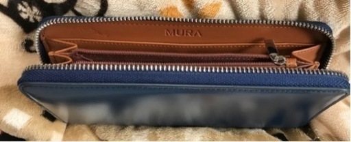 素敵な牛革長財布