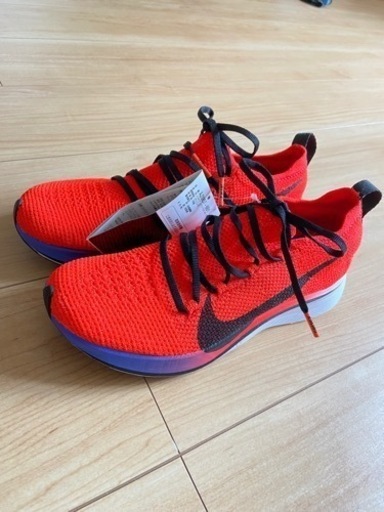 ナイキ ヴェイパーフライ4%フライニット