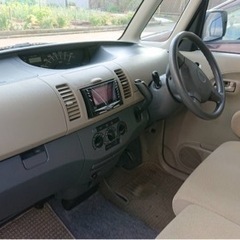 車検5年8月　タントの画像