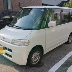 車検5年8月　タントの画像