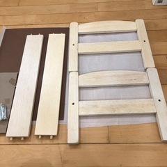 【そろそろ掲載終了します】IKEA Duktig 人形・ペット用 木製ベッドの画像