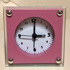 目覚まし時計　2個　ピンク／ブルー　アラーム音の画像
