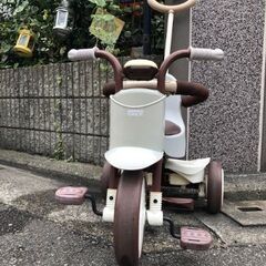 ★iimo エムアンドエム　三輪車 押し棒付き★中古品