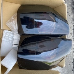 パジェロ　V78W テールランプ