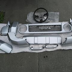 FJクルーザー純正 新車外し グリル マフラー他