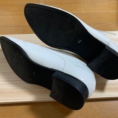 【結婚式】エナメルシューズ白（シークレットシューズ）の画像
