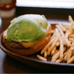 ハンバーガー食べに行ってくれる方！ − 長野県