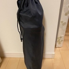 折りたたみ椅子の画像