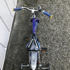 子供用自転車 16インチ　青色　ブリヂストンの画像