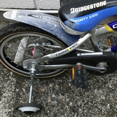 子供用自転車 16インチ　青色　ブリヂストンの画像