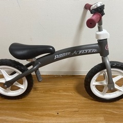 【美品】コストコ　ストライダー　ラジオフライヤー