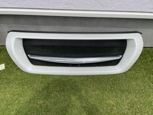 ランドクルーザー　200 ジャオス　グリル　希少　カメラ穴有