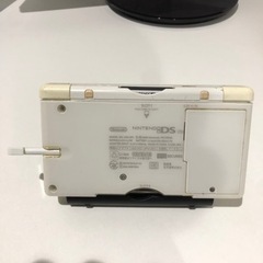ニンテンドーDS lite ソフト6本付きの画像