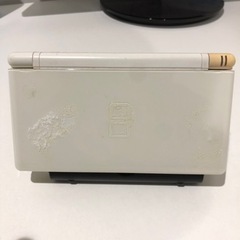 ニンテンドーDS lite ソフト6本付きの画像