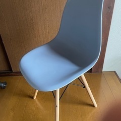 ●強化樹脂製　ダイニングチェア●ブルー