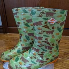 mont-bell（モンベル）子ども用レインブーツ