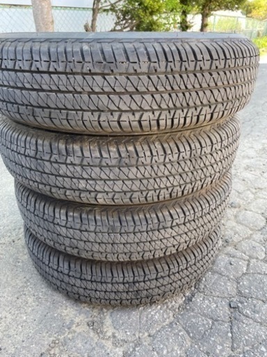 ジムニー純正タイヤ　175/80R16 デューラーH/T