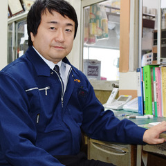 【社会保険あり】足立区　塗料販売店の 正社員です。主に配達業務です。即勤務可能です。の画像