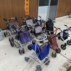 歩行器一台からまとめ買い大歓迎。値段交渉いたします。名刺交換でさらに値引きいたします。の画像