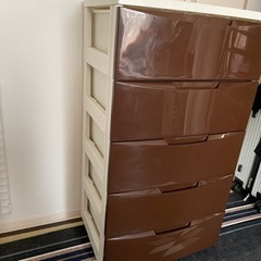 引き出し収納の画像