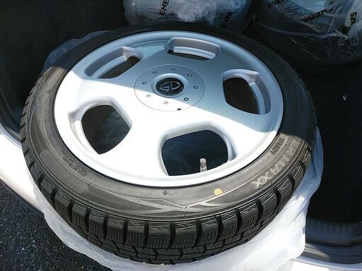 ★光生のグランドインフェストホイール(215/45 R17)＋ダンロップのスタッドレスタイヤ４本セット★手渡しのみ！