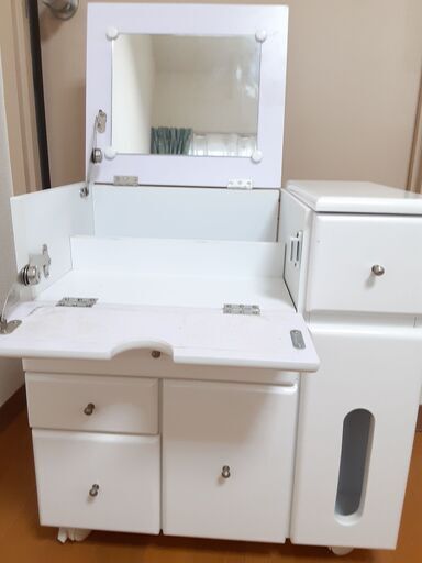 コンパクトドレッサー　化粧台