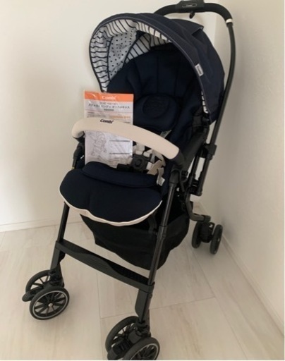 【使用回数10回程度】コンビ メチャカルハンディ オート4キャス エッグショックHG プリュイネイビー