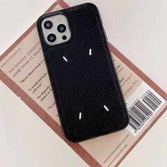 【iPhone13】大人気♡ 韓国 スマホケース ブラック レザー 刺繍 の画像