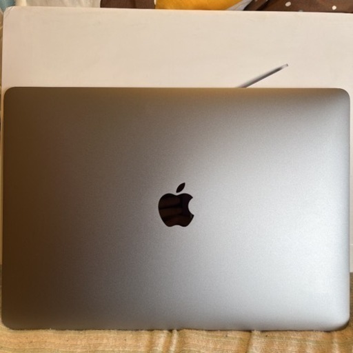 MacBook pro 13インチ　タッチバー