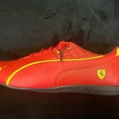 プーマフェラーリ　コラボスニーカーの画像