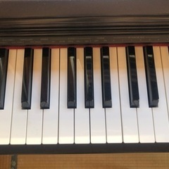 CASIO 電子ピアノの画像