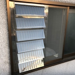 雨の入らない網戸に出来ます。 - 東大阪市