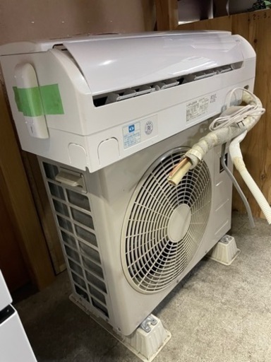 シャープ　6〜8畳用エアコン　2020年