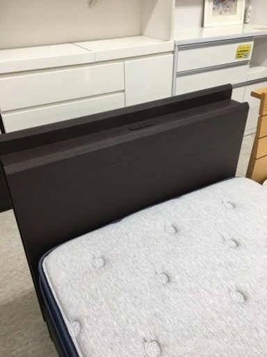 ニトリ　シングルベッド　デイュアルコイル