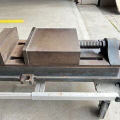 大型バイス 万力 幅21cm×開き17cm 約50kg / AJ-0214-P1の画像
