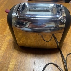 レトロなポップアップトースター