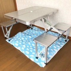 取引き中　折りたたみテーブルチェア中古の画像